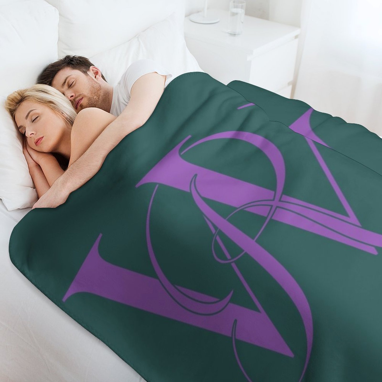 Coperta con logo di Robbie Wil - Anime Cosplay Idea recensione e prezzo